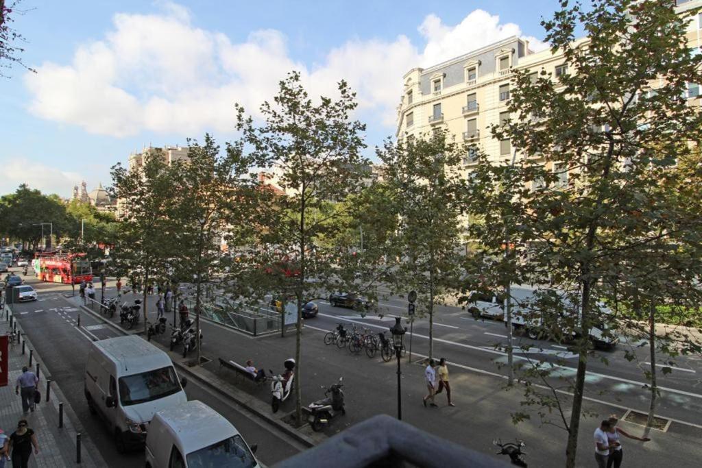 Paseo De Gracia Gran Via De Les Corts Catalanes Daire Barselona Dış mekan fotoğraf
